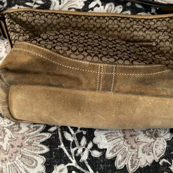 Coach C-shape Shoulder/Crossbody Bag - Picture 4 of 11